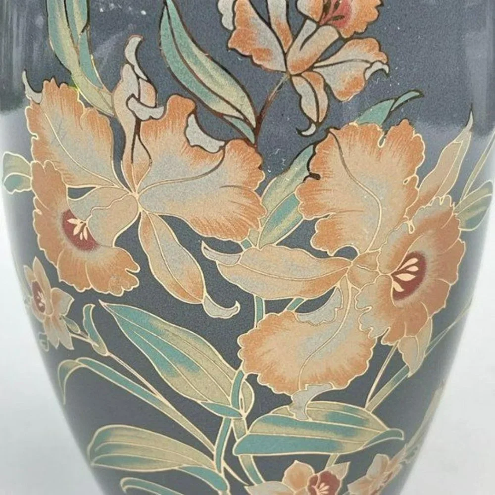 Vintage Shaddy‎ Japanese Vase  Hand Painted Porcelain
